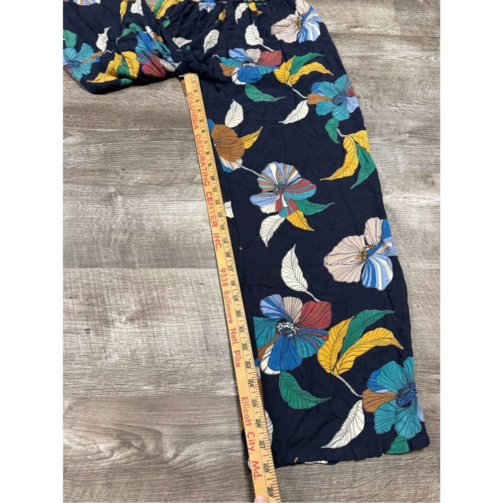 BOG Collective Floral Pattern Smocked Sleeveless Jumpsuit Size Small - Picture 3 of 7